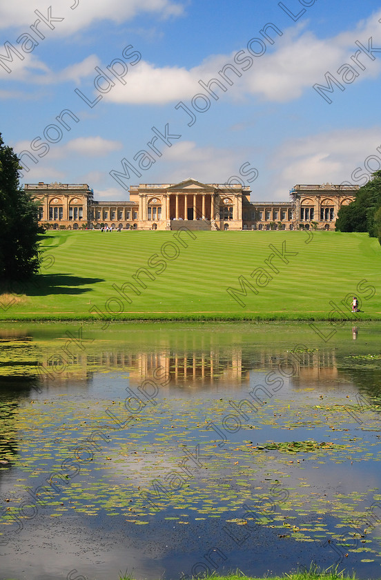 MG 2855 
 Keywords: Mark Johnson LDPS, LDPS, DPS, Digital Images, canon, stowe landscape gardens, stowe, landscapes, capability brown, countryside, monuments, stately home, grounds, national trust, deep blue, sky, beautiful, landscape, scenery, english countryside